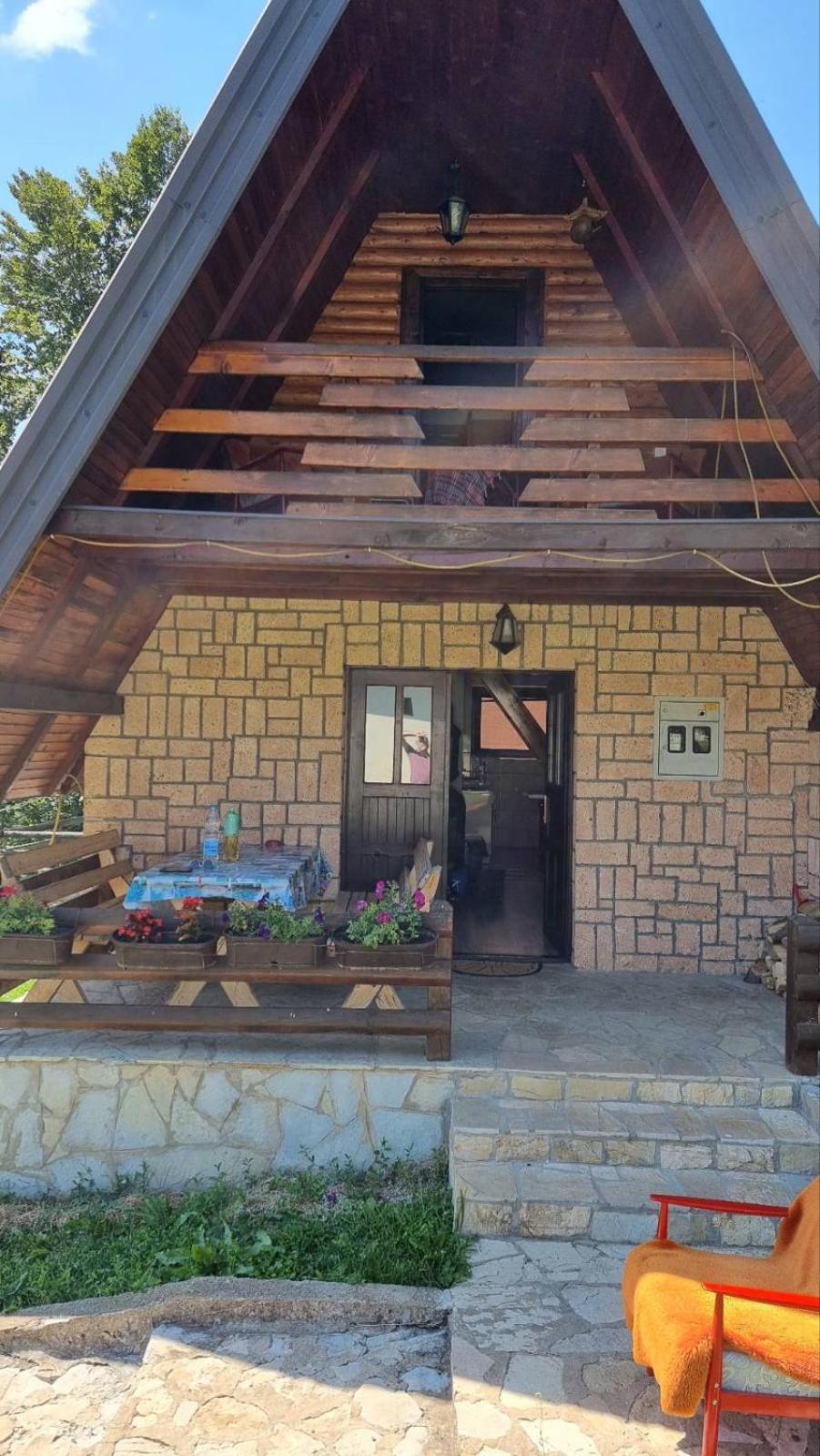 Planinska Kuca Dusan Mitrovac Exteriér fotografie
